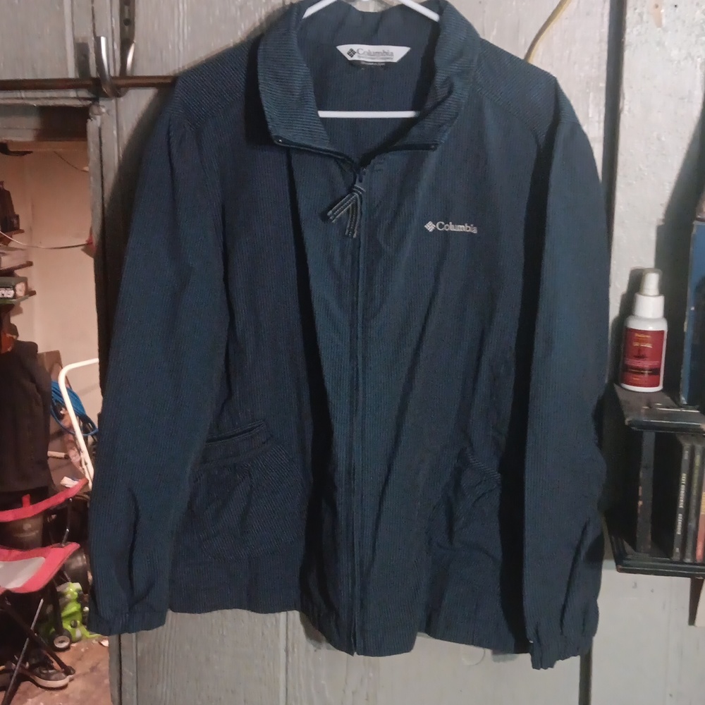 Columbia sportswear summer jacket